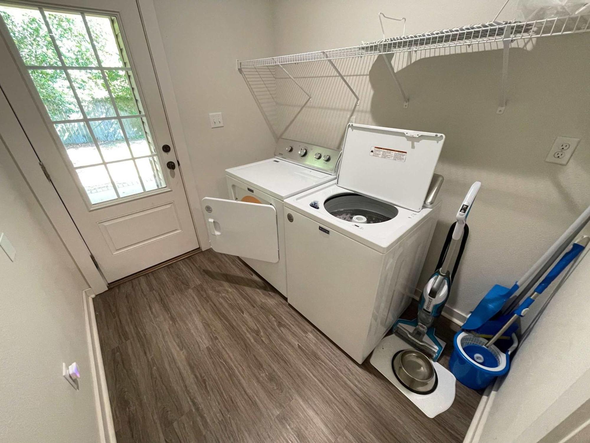 Beach Flow Bungalow-Mins To Downtown-Dining-Base Pensacola Exterior photo